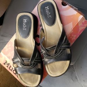 Black Mudd sandals